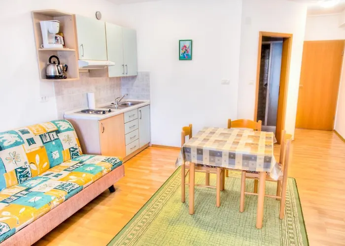 아파트 Josip 2011